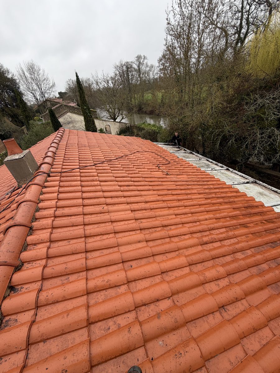 Toiture après travaux – tuiles neuves orange